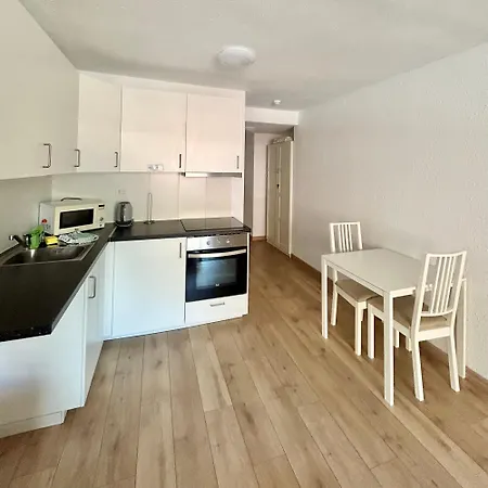 Pool View 2 Bed Duplex In Castle Harbour C207 * Los Cristianos (Tenerife)