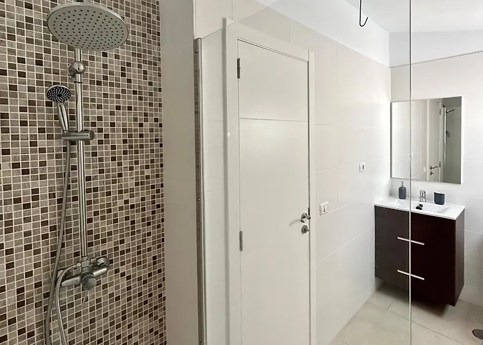 Pool View 2 Bed Duplex In Castle Harbour C207 Apartmán *